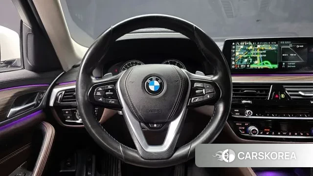 BMW 5 Series (G30) 2018 Белый из Кореи, фото 4