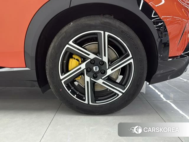 Xiaomi Car Xiaomi YU7 2025 Красный из Китая, фото 4