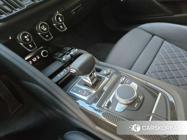 Audi R8 (4S) 2021 Серебристо-серый из Кореи, фото 4