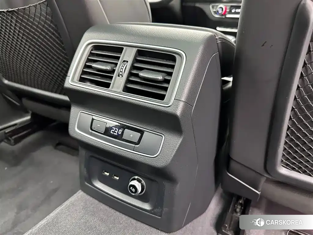 Audi Q5L 2023 Белый из Китая, фото 4