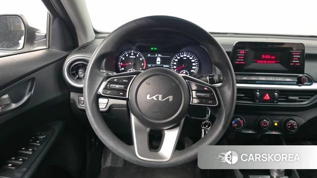 Kia The New K3 2nd generation 2022 Белый из Кореи, фото 4