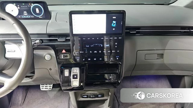 Hyundai Staria 2023 Белый из Кореи, фото 4