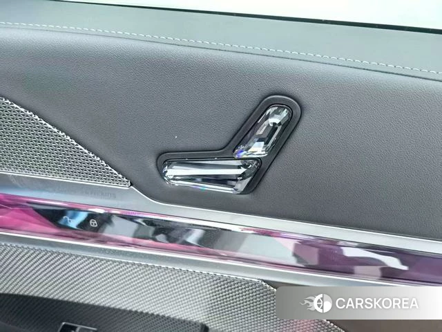 BMW 7 series 2025 Черный из Китая, фото 4