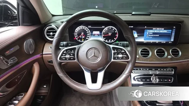 Mercedes-Benz E-Class W213 2019 Черный из Кореи, фото 4