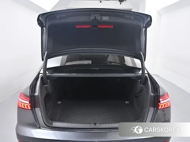 Audi A6 (C8) 2023 Серый из Кореи, фото 4