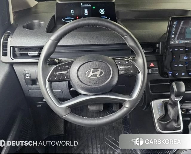 Hyundai Staria 2025 Серебряный из Кореи, фото 4
