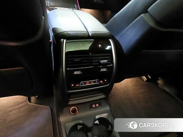 BMW X7 (G07) 2024 Черный из Кореи, фото 4