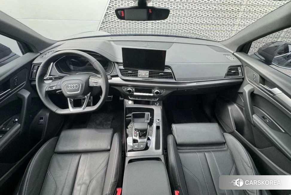 Audi Q5L 2023 Черный из Китая, фото 4