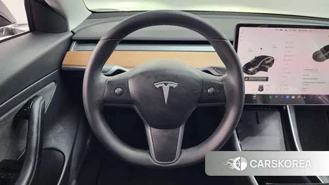 Tesla Model 3 2020 Черный из Кореи, фото 4
