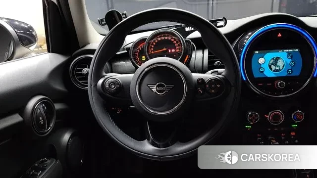 Mini Cooper 2020 Жемчужный цвет из Кореи, фото 4