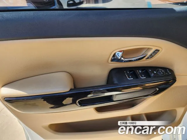 Kia The New Carnival id 2393325 из Кореи 4