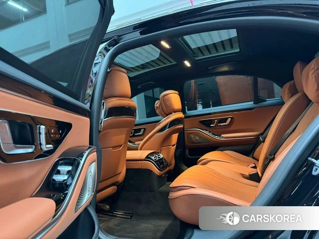 Mercedes-Benz S-class 2023 Черный из Китая, фото 4