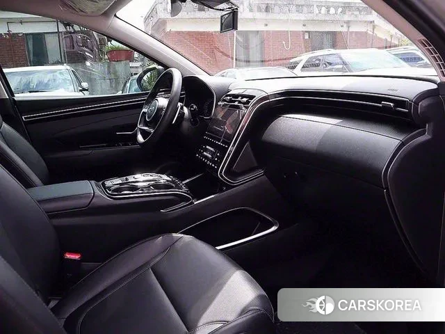 Hyundai Tucson (NX4) 2021 Серебристо-серый из Кореи, фото 4