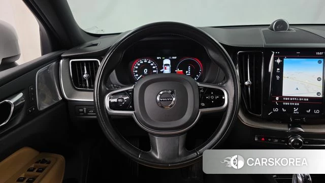 Volvo XC60 second Generation 2018 Белый из Кореи, фото 4