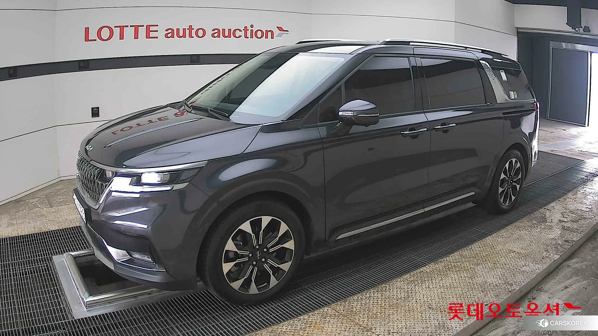 Kia Carnival Limousine 2023 Другое из Кореи, фото 4