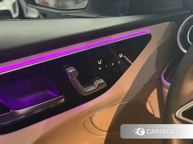 Mercedes-Benz C-Class W206 2023 Белый из Кореи, фото 4