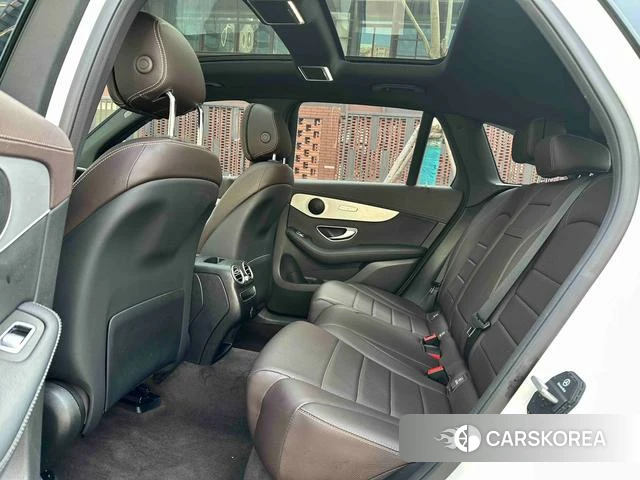 Mercedes-Benz GLC 2021 Белый из Китая, фото 4
