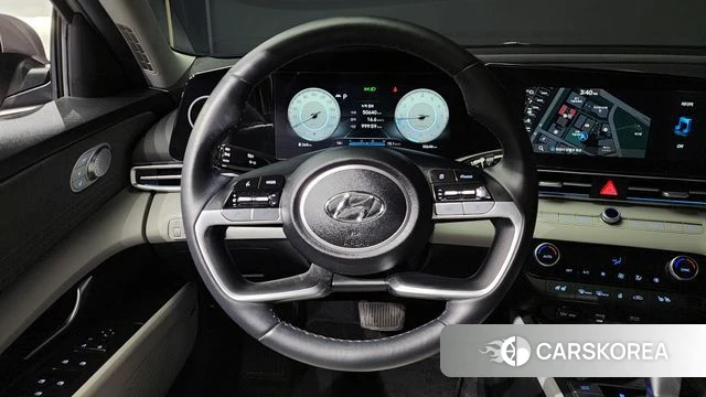 Hyundai Avante (CN7) 2023 Серебристо-серый из Кореи, фото 4