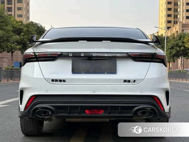 Geely Automobile Binrui 2022 Белый из Китая, фото 4