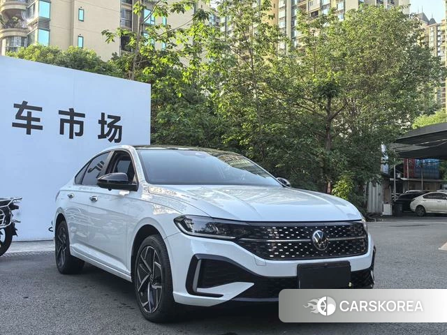 Volkswagen Lavida 2024 Белый из Китая, фото 4