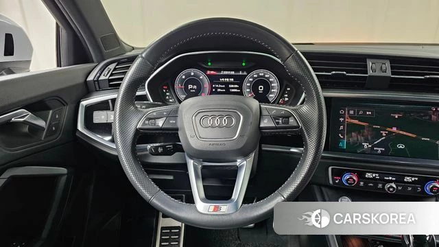 Audi Q3 (F3) 2020 Белый из Кореи, фото 4