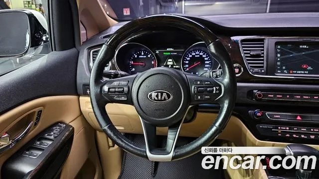Kia The New Carnival 2018 Белый из Кореи, фото 4