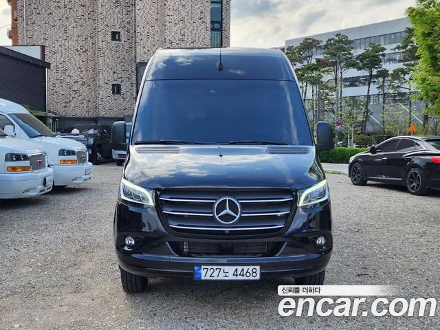 Mercedes-Benz Sprinter 2023 Черный из Кореи, фото 4