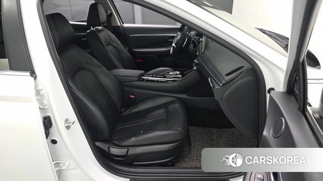 Hyundai Sonata (DN8) 2019 Белый из Кореи, фото 4