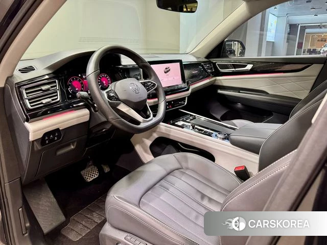 Volkswagen Tourang 2024 Черный из Китая, фото 4