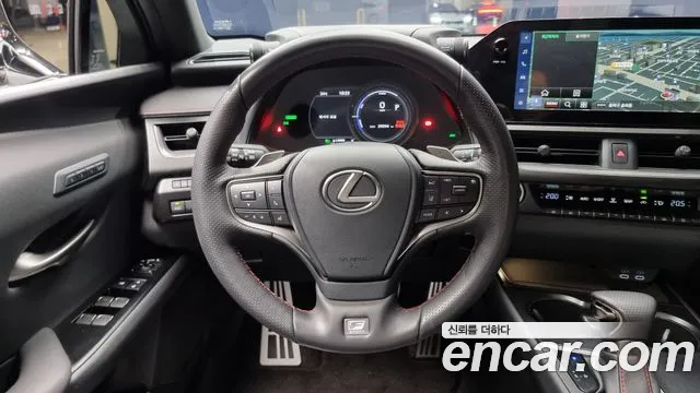 Lexus UX250h 2023 Белый из Кореи, фото 4