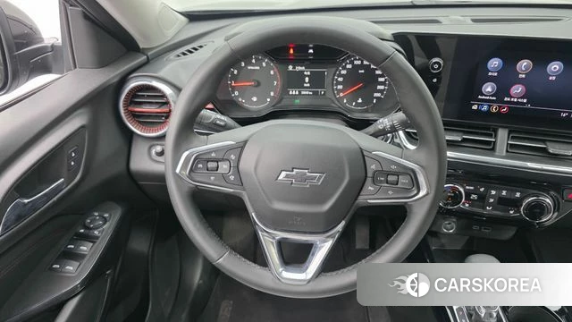 Chevrolet (GM Daewoo) Trax Crossover 2024 Черный из Кореи, фото 4