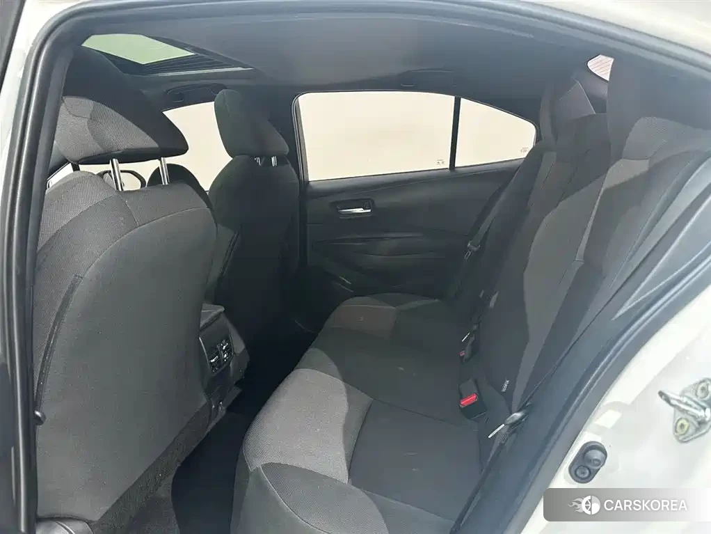 Toyota Levin 2022 Белый из Китая, фото 4