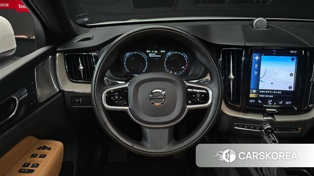 Volvo XC60 second Generation 2019 Белый из Кореи, фото 4