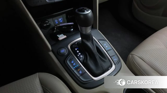 Hyundai Kona 2018 Черный из Кореи, фото 4