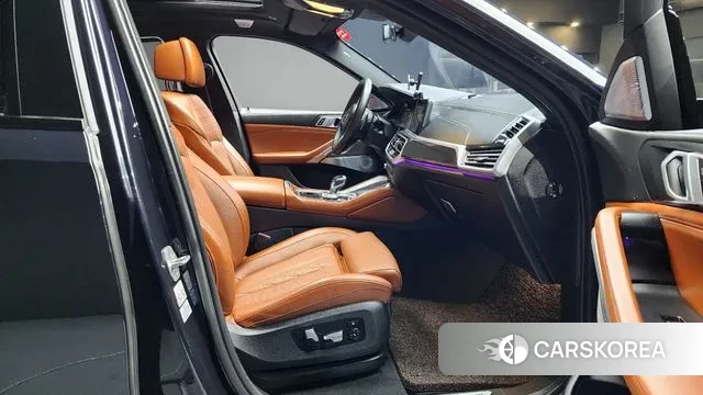 BMW X6 (G06) 2023 Черный из Кореи, фото 4