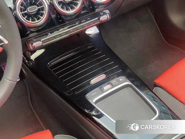 Mercedes-Benz CLA AMG 2025 Темно-серый из Китая, фото 4