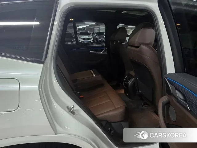 BMW iX3 2023 Белый из Кореи, фото 4