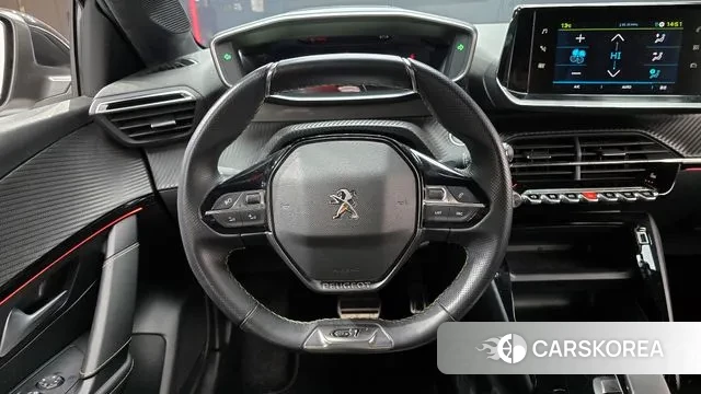 Peugeot e-208 second Generation 2022 Белый из Кореи, фото 4