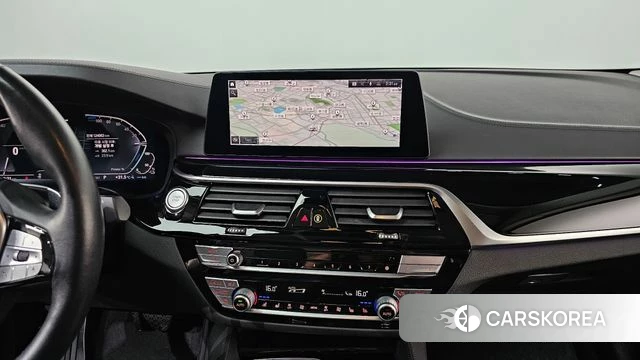BMW 5 Series (G30) 2020 Белый из Кореи, фото 4