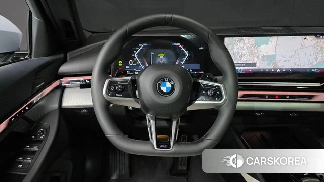 BMW 5 Series (G60) 2025 Серый из Кореи, фото 4