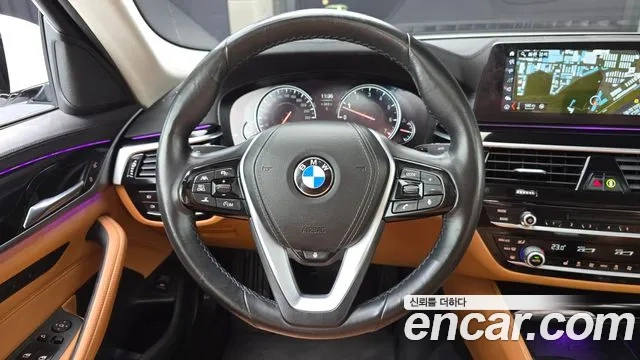 BMW 5 Series (G30) 2018 Белый из Кореи, фото 4