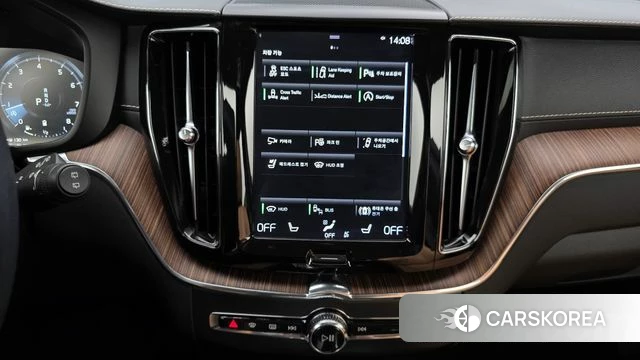 Volvo XC60 second Generation 2021 Белый из Кореи, фото 4