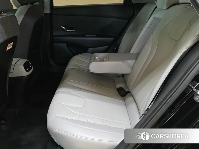 Hyundai Avante (CN7) 2021 Черный из Кореи, фото 4