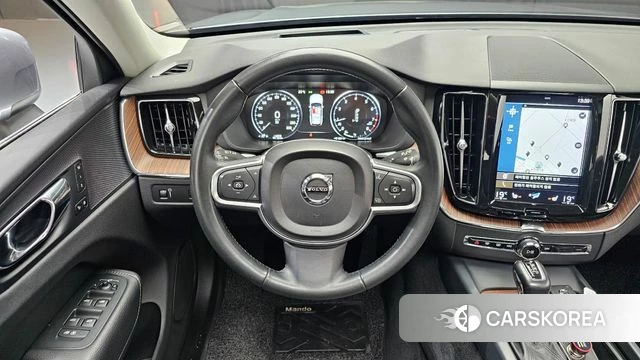 Volvo XC60 second Generation 2018 Серый из Кореи, фото 4