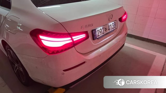 Mercedes-Benz A-Class W177 2023 Белый из Кореи, фото 4