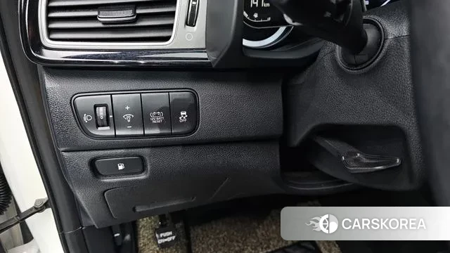 Kia Niro 2018 Белый из Кореи, фото 4