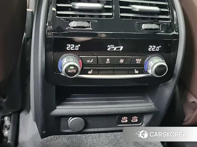 BMW 5 Series (G30) 2023 Черный из Кореи, фото 4