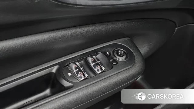 Mini Cooper D Clubman 2019 Серебристо-серый из Кореи, фото 4