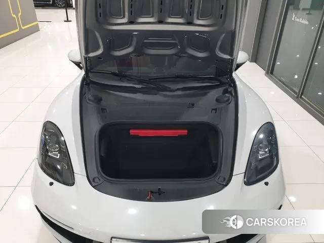 Porsche 718 Boxster 2019 Серый из Кореи, фото 4
