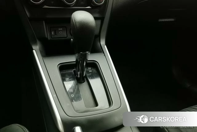 Nissan Xuan Yi 2023 Белый из Китая, фото 4